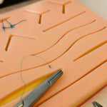 Kit de sutura Medskills® + Curso de suturas